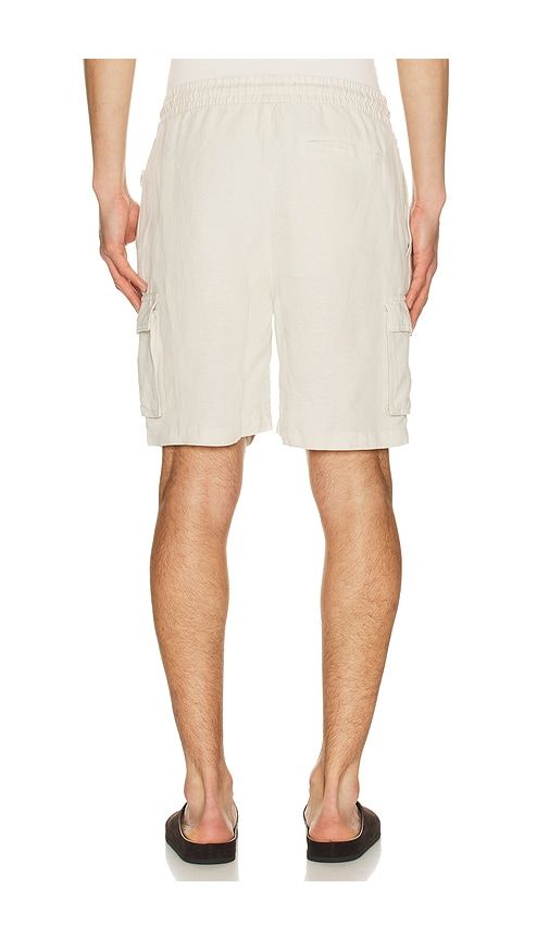 Air Linen Pull On Cargo Short in Cream. - size M (also in XL/1X) - onia - Modalova