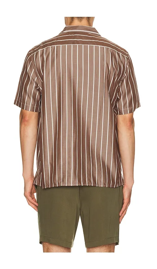 Tencel Convertible Vacation Shirt in Brown. - size L (also in M, S, XL/1X) - onia - Modalova