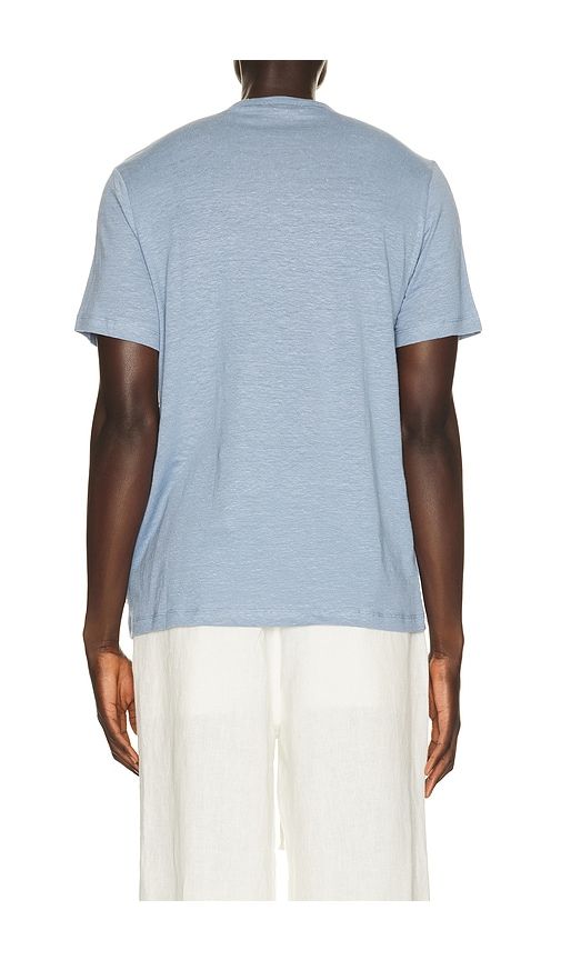 Stretch Linen Crewneck Tee Shirt in Blue. - size L (also in M, S, XL/1X) - onia - Modalova