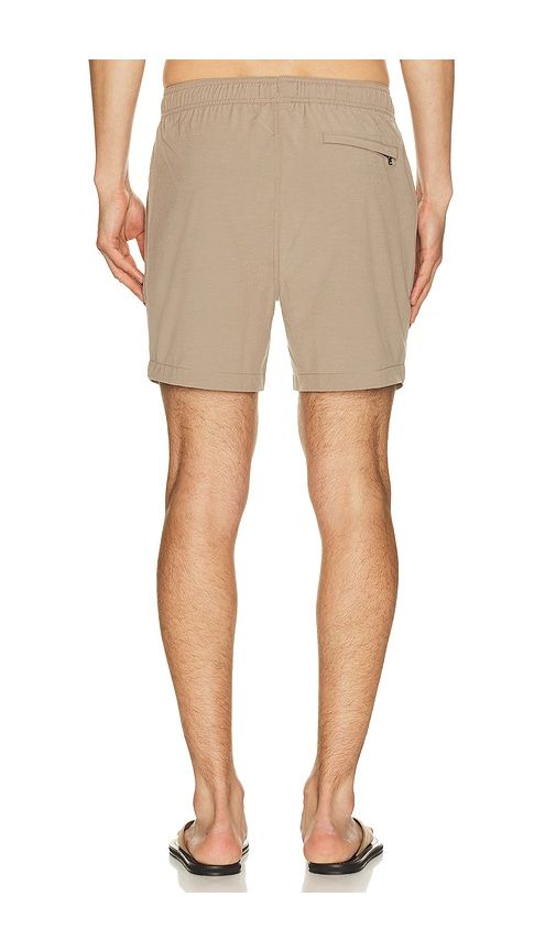 Land To Water Short 6 in Brown. - size L (also in M, S, XL/1X) - onia - Modalova