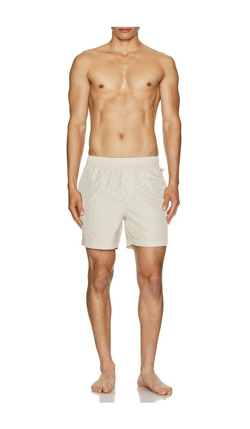 Nylon Crinkle 5 Swim Trunk in Light Grey. - size L (also in M, S, XL/1X) - onia - Modalova