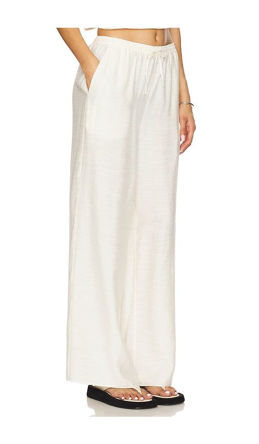 Textured Gauze Wide Leg Pant in Neutral. - size M (also in S, XL) - onia - Modalova