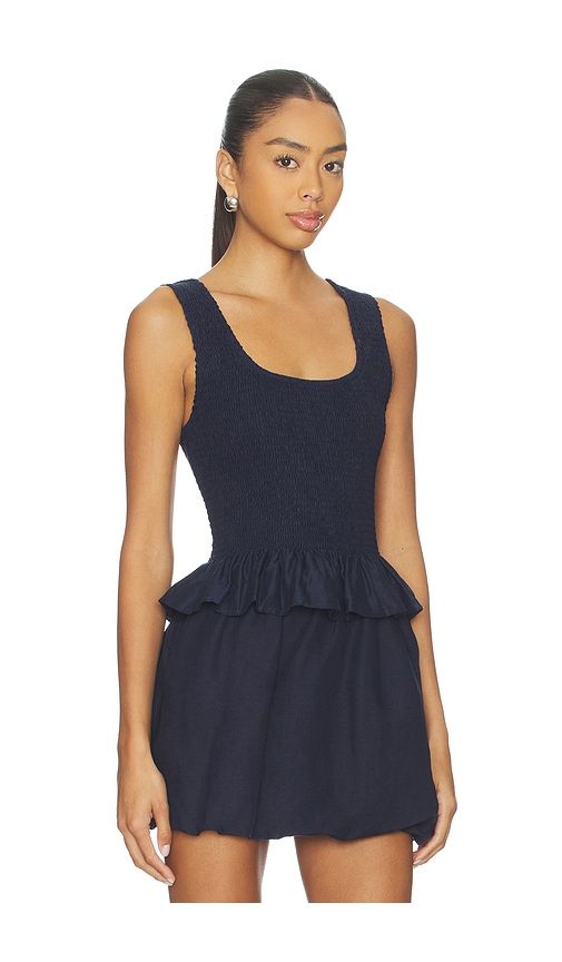 Air Linen Smocked Tank Top in Navy. - size S (also in XL) - onia - Modalova