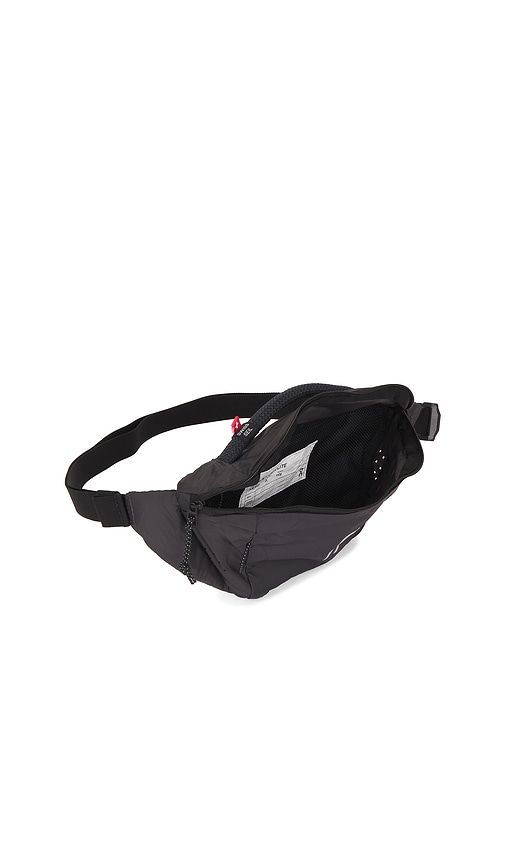 On Waist Pack 2L Lite in Black - On - Modalova