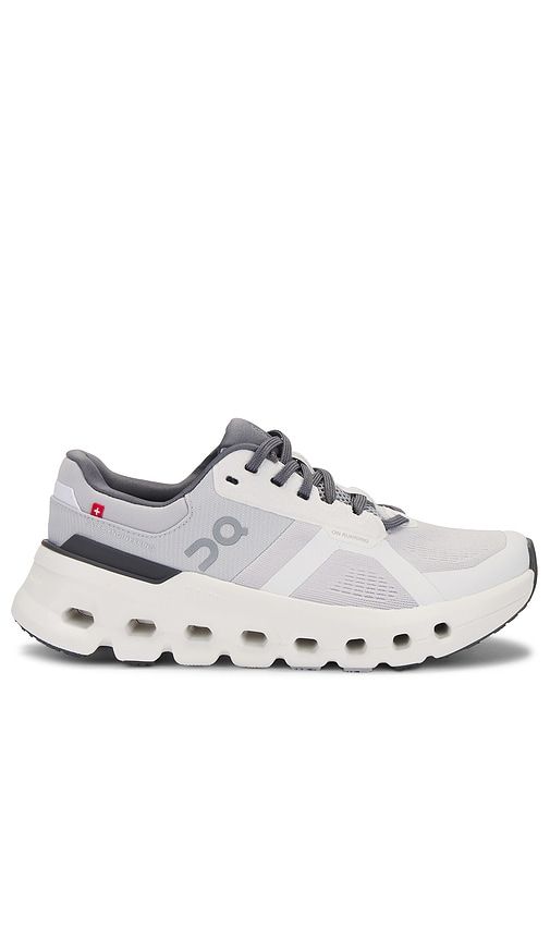 Cloudrunner 2 Sneaker in Grey. - size 10 (also in 10.5, 11, 5, 5.5, 6, 6.5, 7, 7.5, 8, 8.5, 9, 9.5) - On - Modalova