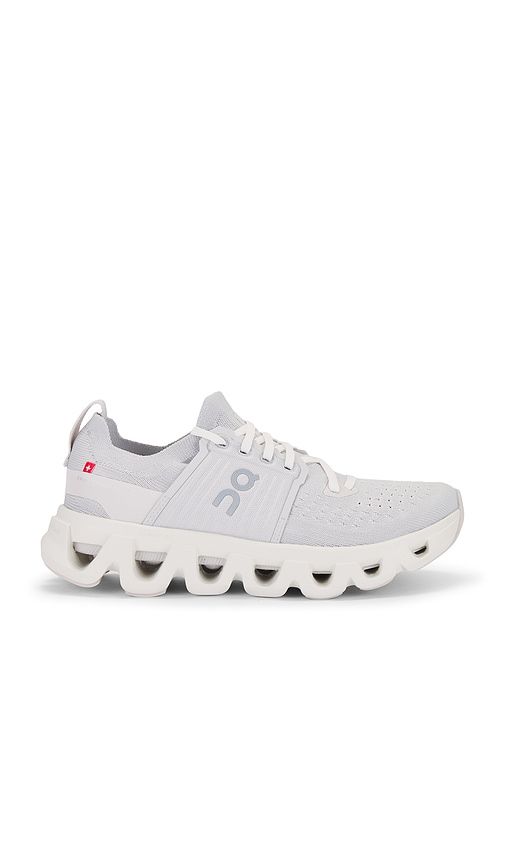 Cloudswift 4 Sneaker in Grey. - size 10 (also in 10.5, 11, 5, 5.5, 6, 6.5, 7, 7.5, 8, 8.5, 9, 9.5) - On - Modalova