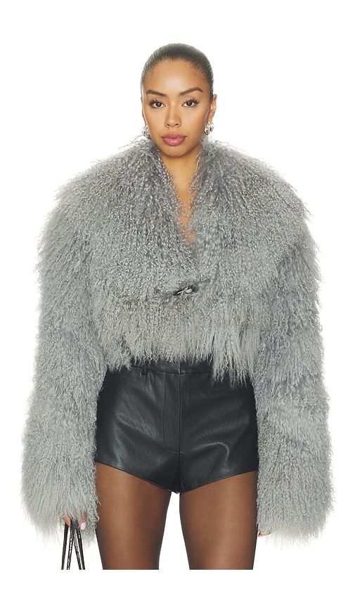Celia Crop Fur Jacket in . - size L (also in M, S, XS) - OW Collection - Modalova
