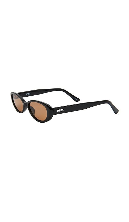 Otra Cami Sunglasses in Black - Otra - Modalova