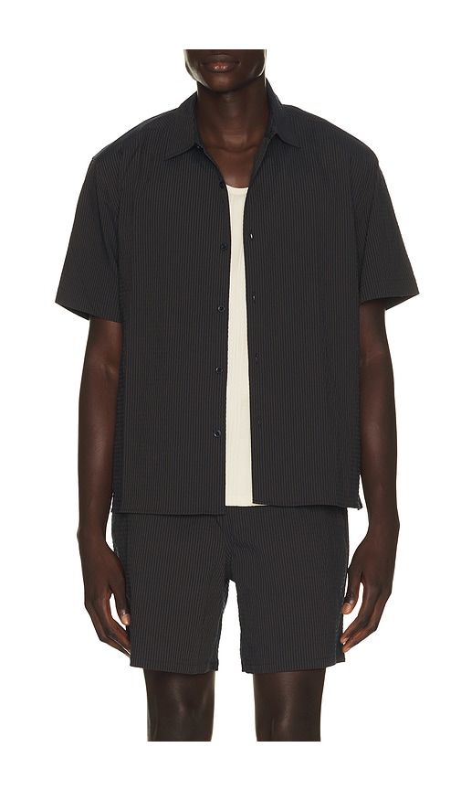 Rowan Seersucker Boxy Shirt in Blue. - size L (also in M, S, XL/1X) - Percival - Modalova