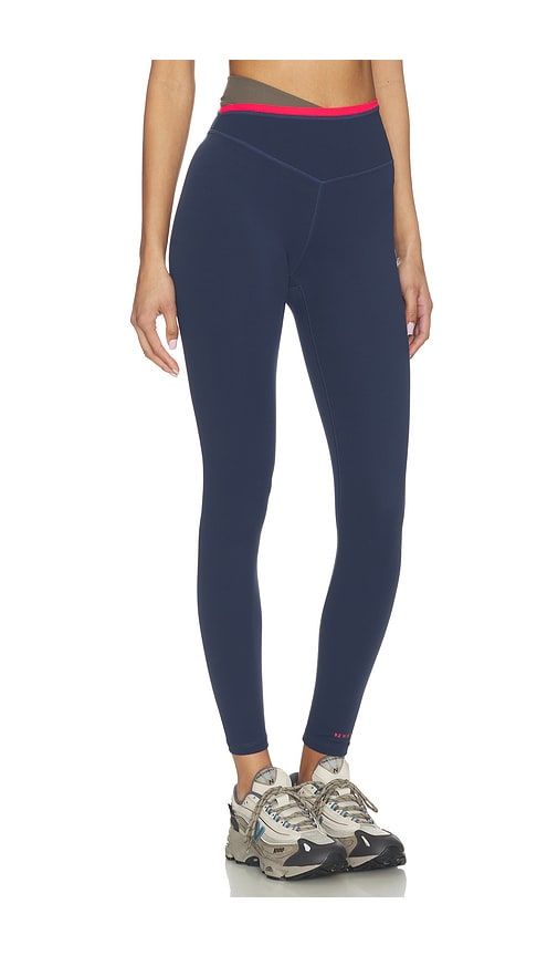 Status Full Length Legging in Navy. - size L (also in XL, XS) - P.E Nation - Modalova