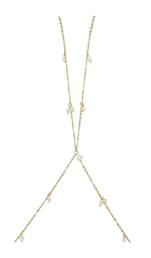 Pearl Body Chain in Metallic - petit moments - Modalova