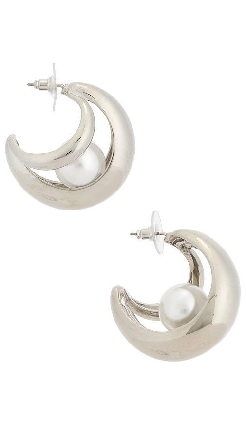 Wanderlust Earrings in Metallic - petit moments - Modalova