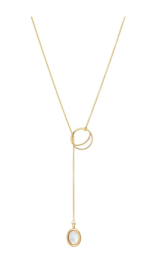 Morgan Necklace in Metallic - petit moments - Modalova