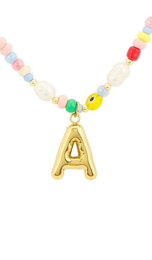 Beaded Pearl Bubble Initial Necklace in Pink,Metallic Gold. - size B (also in F, H) - petit moments - Modalova