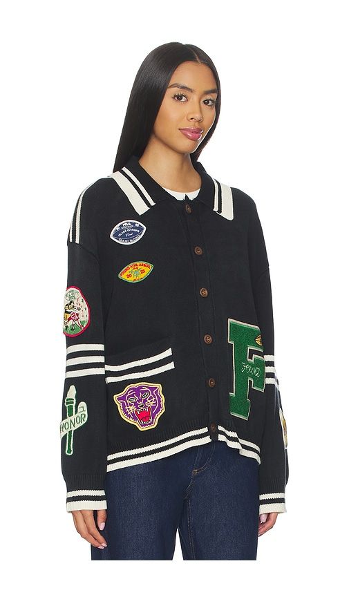Varsity Patch Collared Cardigan in Grey. - size M (also in XS) - Found - Modalova