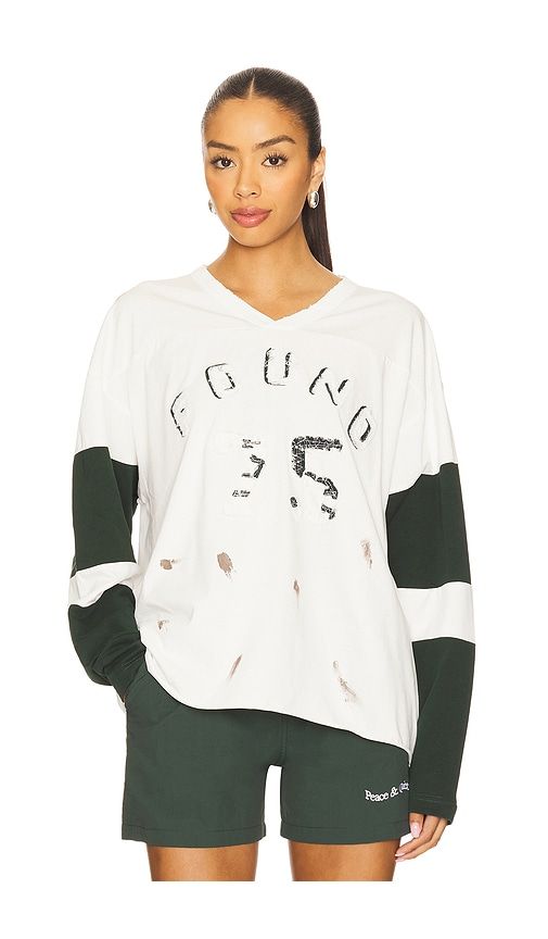 Distressed Team Tee in Ivory. - size L (also in M, S, XL, XS) - Found - Modalova