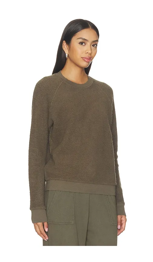 Ziggy Inside Out Fleece Long Sleeve Shrunken Crewneck Sweatshirt in Olive. - size S (also in XS) - perfectwhitetee - Modalova