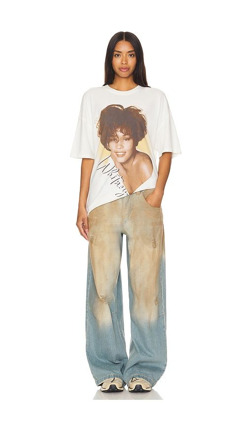 Whitney Houston Portrait Boxy Tee in . Size L. Also in M, XL/1X - Philcos - Modalova