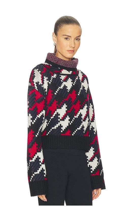 Turtle Neck Herringbone Sweater in Navy,Black. - size L (also in M, S, XL) - Perfect Moment - Modalova