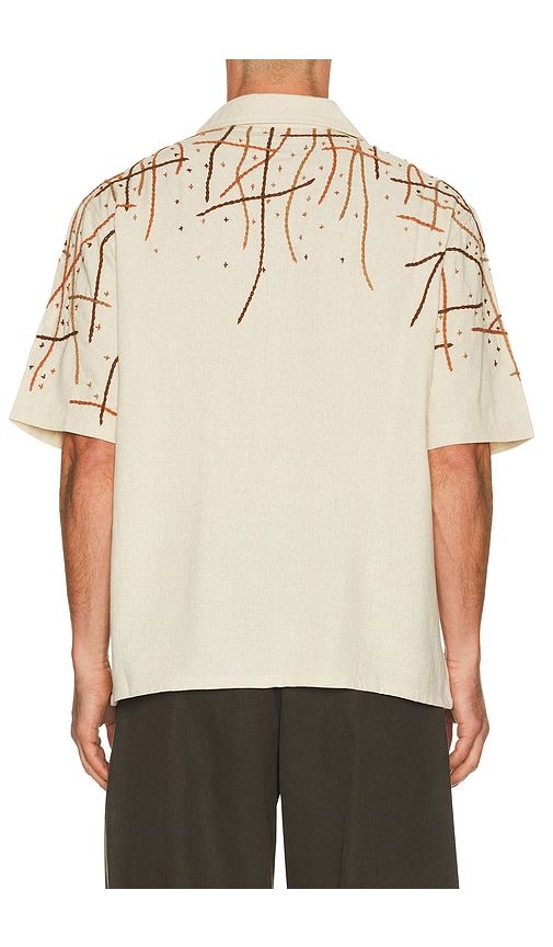 Rooted Embroidery Linen Shirt in Cream. - size L (also in M, S, XL/1X) - Pas Une Marque - Modalova