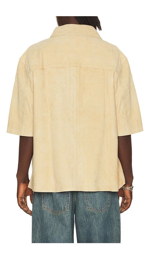 Suede Short Sleeve Camp Shirt in . - size L (also in M, XL/1X) - Found - Modalova