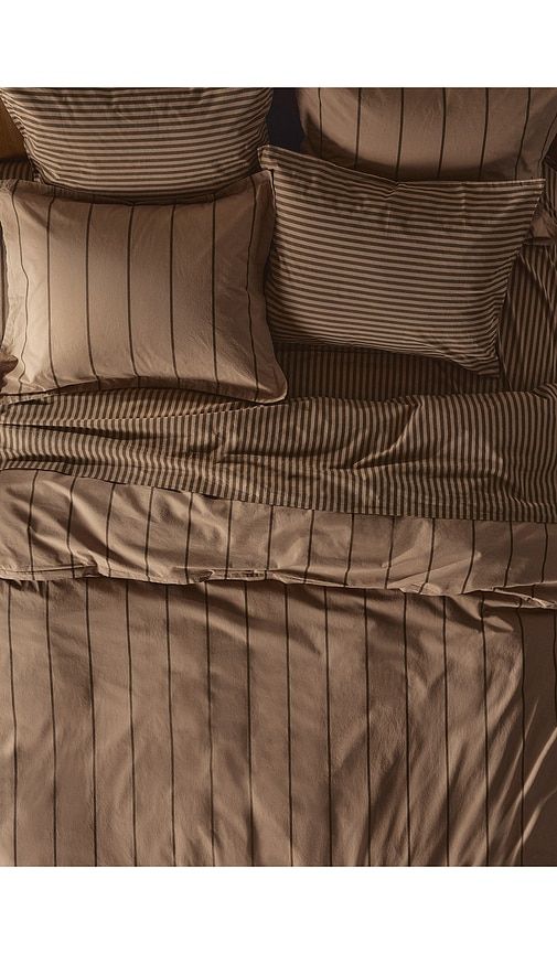 Percale Fitted Sheet in Red. - size TWIN (also in ) - Parachute - Modalova