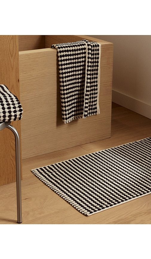 Organic Mosaic Bath Tub Mat in Multi - Parachute - Modalova