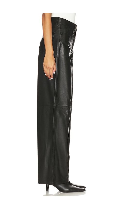 Cocoon Leather Pants in . Taglia 34. Also in 36, 38 - REMAIN - Modalova