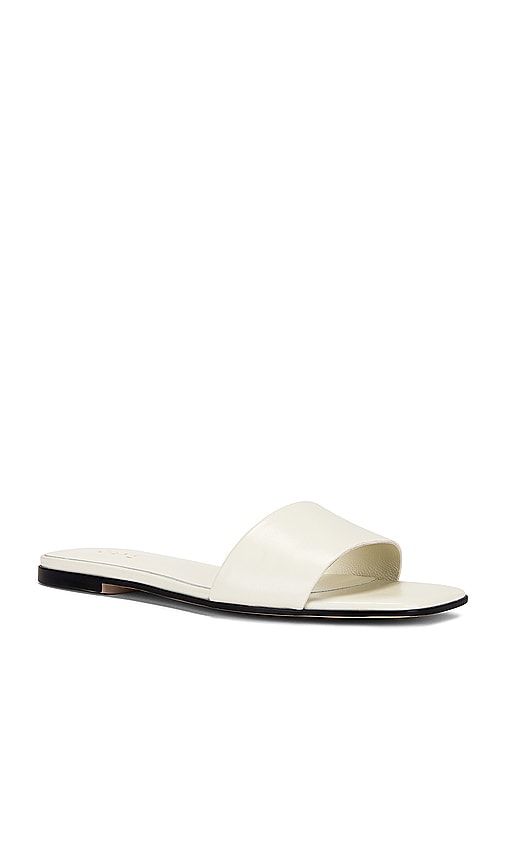 Hillie Sandal in Ivory. - size 10 (also in 6, 6.5, 7, 7.5, 8, 9) - RAYE - Modalova