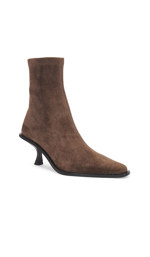 Thea Bootie in Brown. - size 10 (also in 6, 7, 7.5, 8, 8.5, 9, 9.5) - RAYE - Modalova
