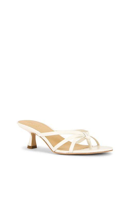 Lola Sandal in Ivory. - size 10 (also in 6, 6.5, 7, 7.5, 8, 8.5, 9) - RAYE - Modalova