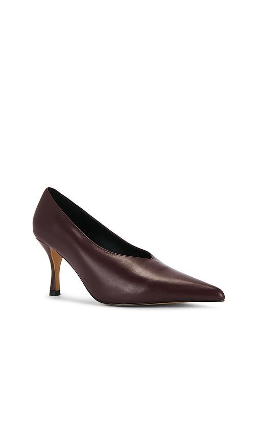 Noa Pump in Burgundy. - size 10 (also in 5.5, 7.5, 8.5, 9.5) - RAYE - Modalova
