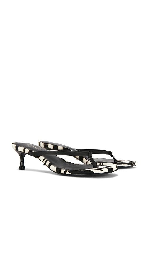 Kimme Sandal in Black & White. - size 5.5 (also in 9.5) - RAYE - Modalova