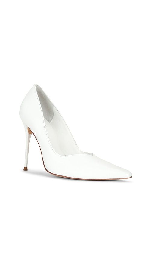Danae Pump in White. - size 10 (also in 5.5, 6, 6.5, 7, 7.5, 8, 8.5, 9, 9.5) - RAYE - Modalova