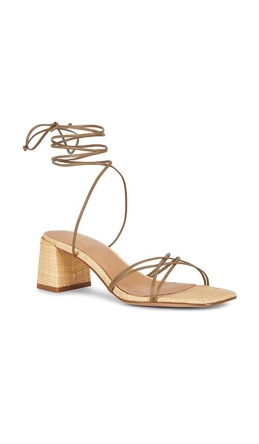 Pilar Sandal in Neutral. - size 10 (also in 5.5, 6, 6.5, 7, 7.5, 8, 8.5, 9) - RAYE - Modalova