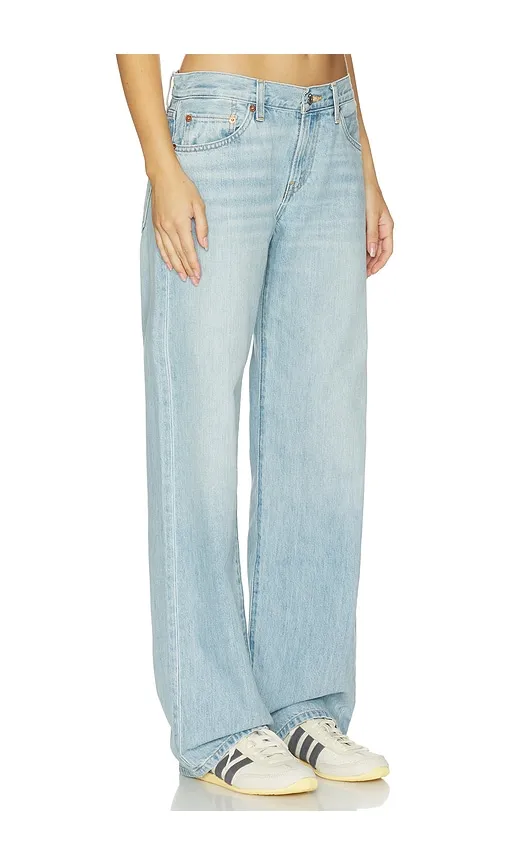 Loosie Wide Straight Leg Jeans in Blue. - size 24 (also in 26, 27, 28, 29, 30, 31, 32) - RE/DONE - Modalova