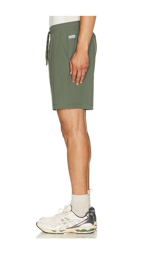 Pursuit Short Unlined in Green. - size L (also in M, S, XL/1X) - Rhone - Modalova