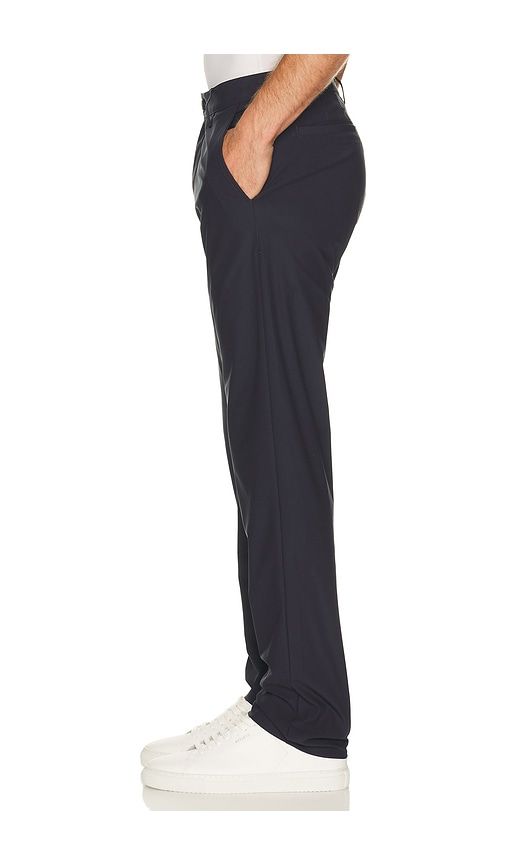 Commuter Pant Classic in Blue. - size 28 (also in 30, 34) - Rhone - Modalova