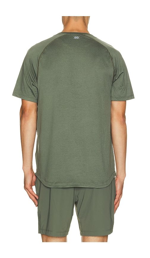 Atmosphere Tee in Green. - size L (also in M, S, XL/1X, XXL/2X) - Rhone - Modalova