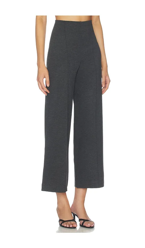Ponte Knit Cropped Straight Leg Pant in . - size M (also in S, XS) - Ripley Rader - Modalova