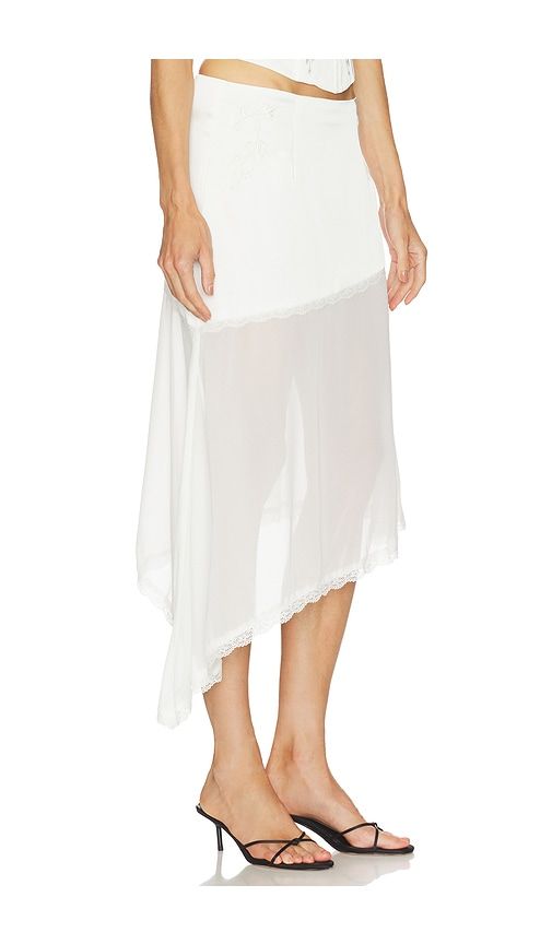 Emberly Midi Flounce Skirt in . - size L (also in M, S, XL) - Runaway The Label - Modalova
