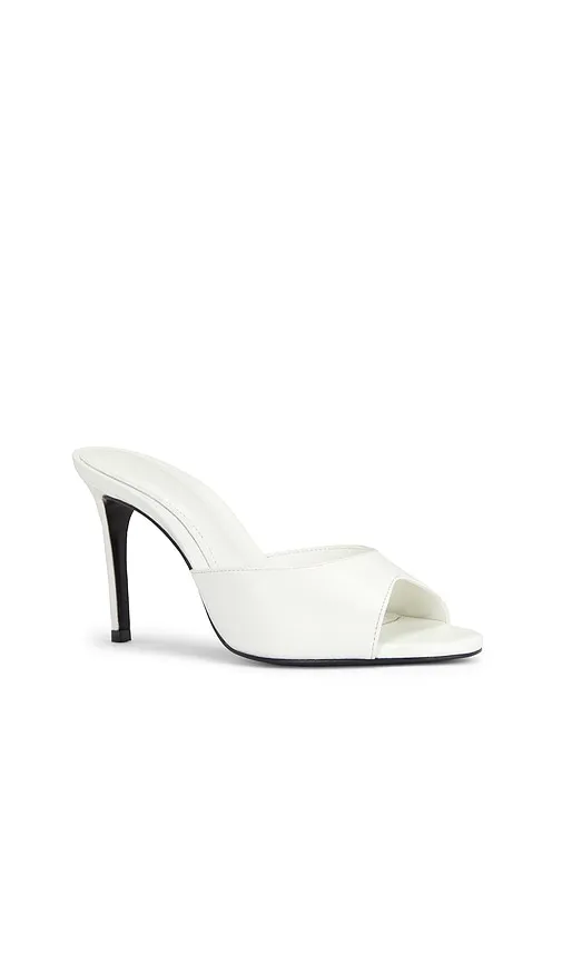 Cloe Sandal in . - size 7 (also in 7.5, 8, 8.5, 9.5) - Schutz - Modalova