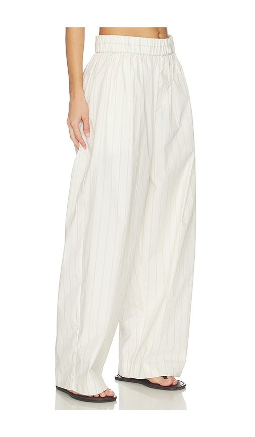 Everyday Relaxed Pants in Ivory. - size L (also in M, XL) - St. Agni - Modalova