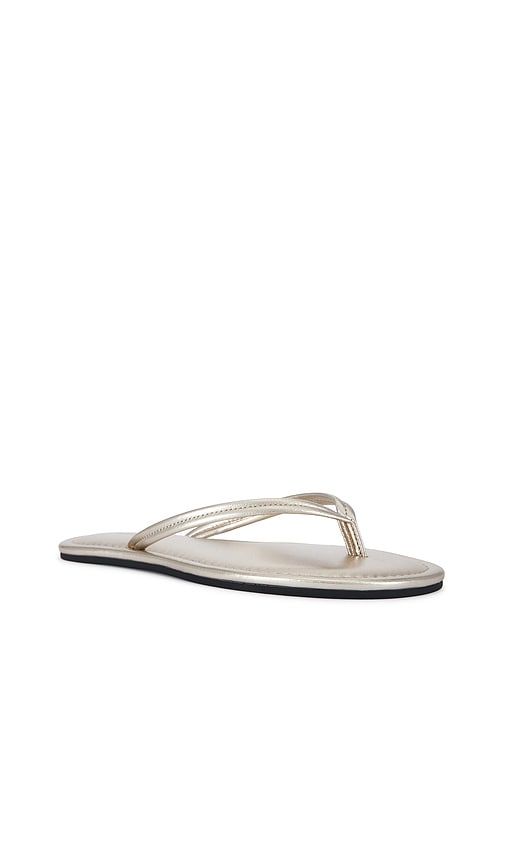 Thong Detail Slide in Metallic Gold. - size 36 (also in 38) - St. Agni - Modalova