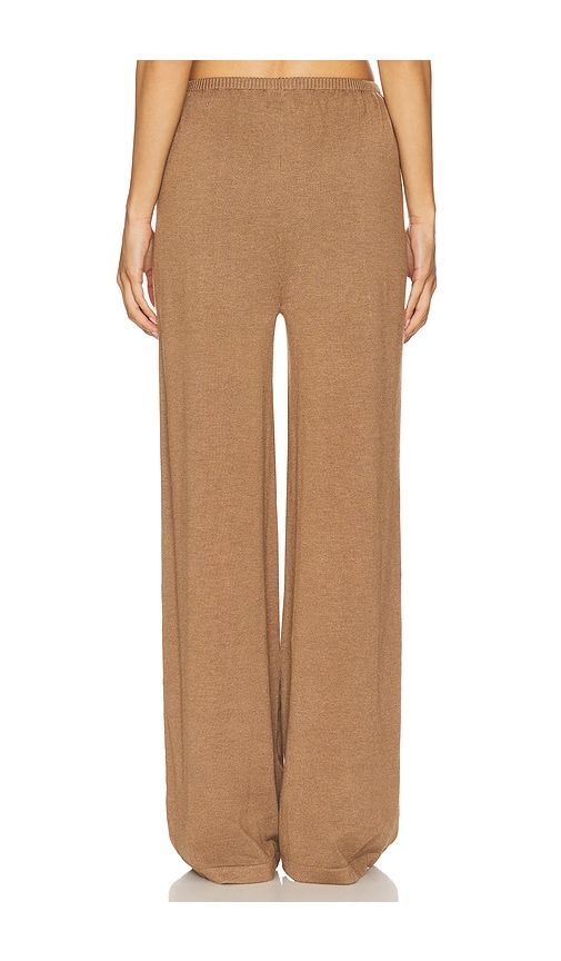 X REVOLVE August Pants in . Taglia L. Also in M, S, XL, XS, XXL, XXS - SNDYS - Modalova