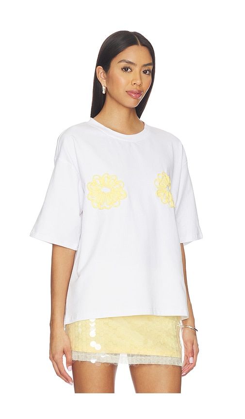 Mai Tai Cord Floral Tee in White. - size L (also in M, S, XS, XXL, XXS) - SNDYS - Modalova