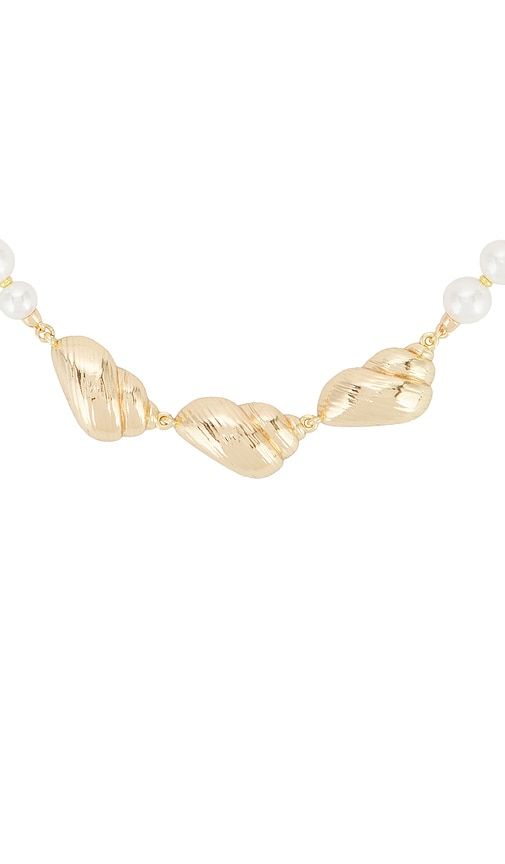 Shell And Pearl Necklace in Metallic - self-portrait - Modalova