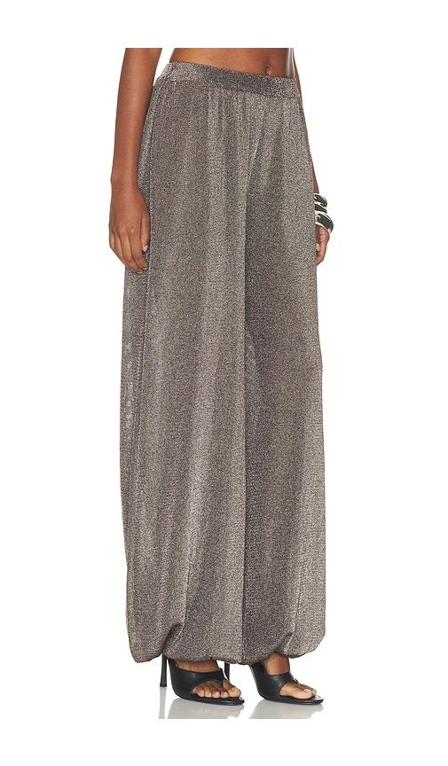 Esmerelda Metallic Knit Pant in Metallic Silver. - size L (also in M, S, XL, XS, XXS) - SEROYA - Modalova