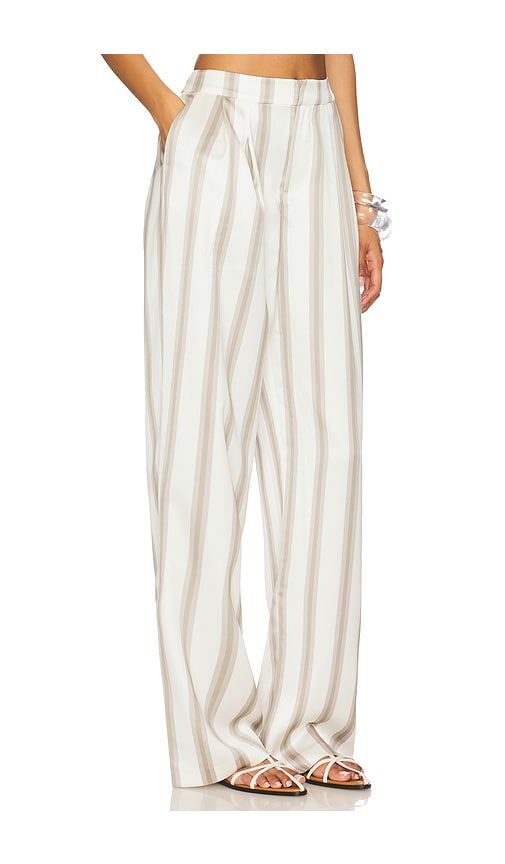 Marlowe Satin Pant in Ivory. - size L (also in M, S, XL, XS, XXS) - SEROYA - Modalova