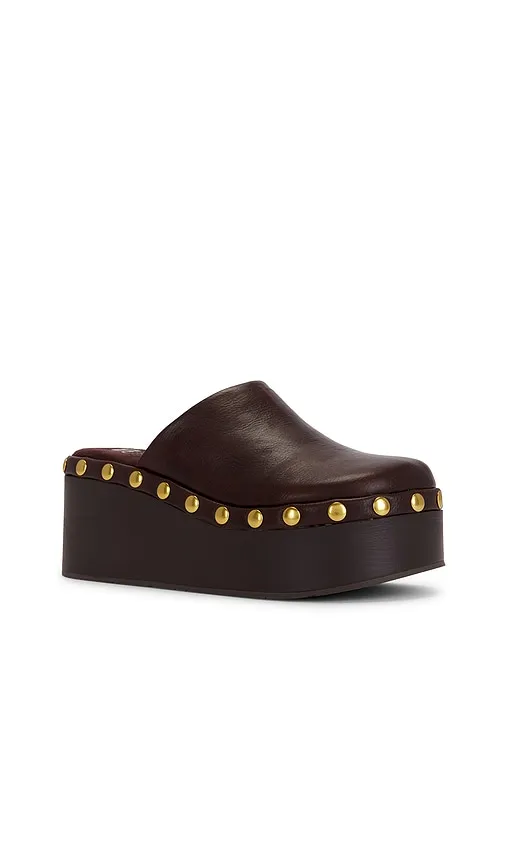 Just This Once Clog in Brown. - size 10 (also in 7, 8, 9) - Seychelles - Modalova
